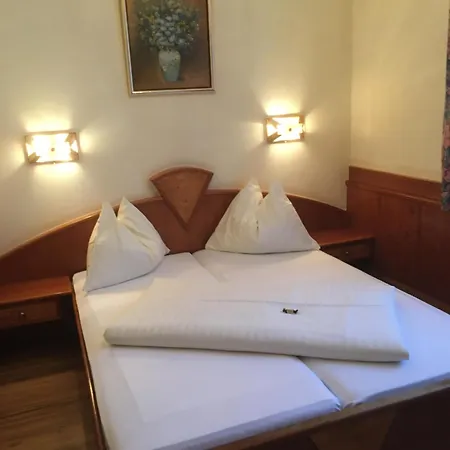 Cityhotel Ratheiser Otel 3*